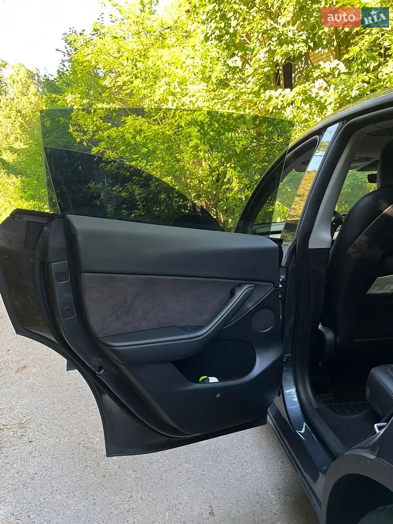 2022 Tesla Model Y - мініатюра 11