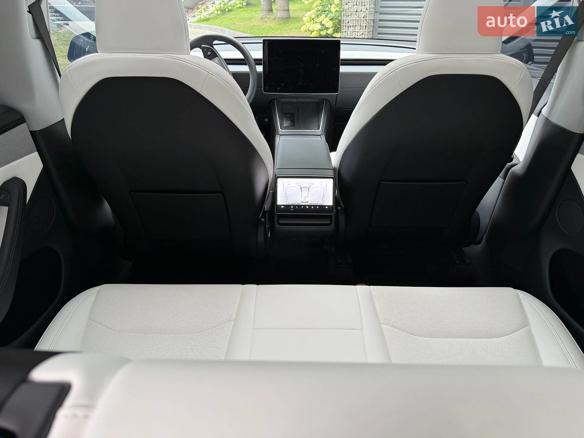 2025 Tesla Model Y - мініатюра 50