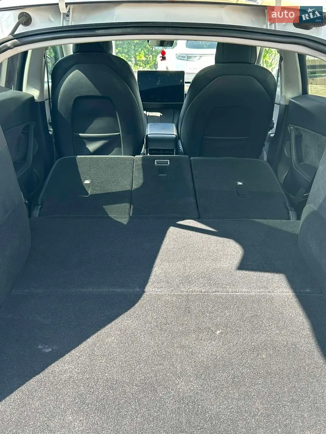 2021 Tesla Model Y - мініатюра 4