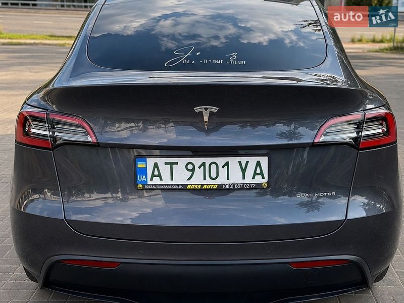 Позашляховик / Кросовер Tesla Model Y 2022 в Києві