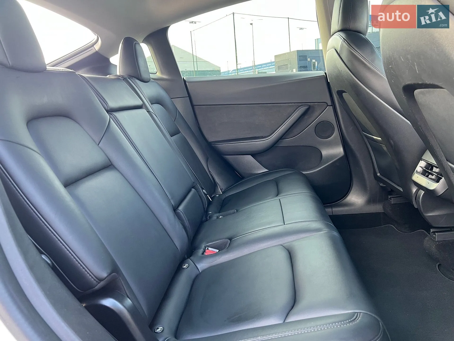 2021 Tesla Model Y - мініатюра 34