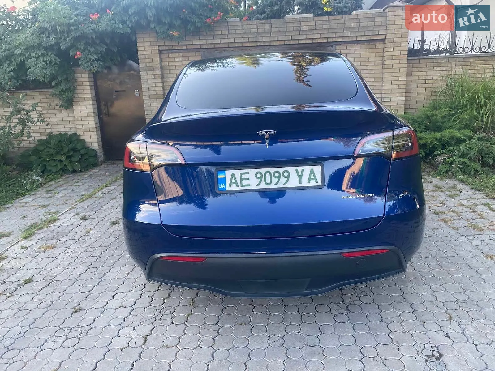 2023 Tesla Model Y - мініатюра 4
