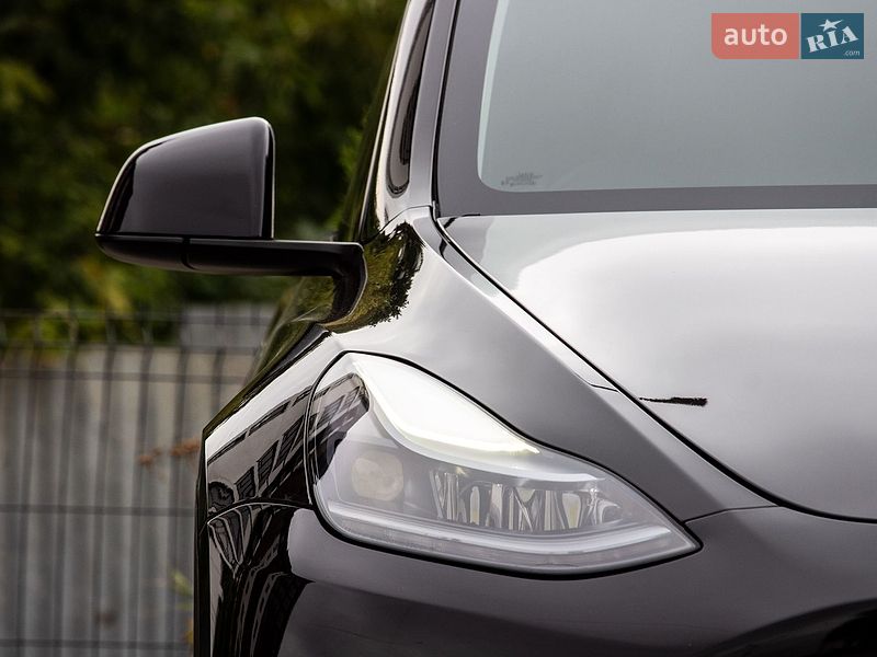 Позашляховик / Кросовер Tesla Model Y 2024 в Львові