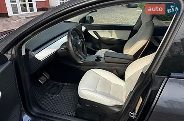 Внедорожник / Кроссовер Tesla Model Y 2021 в Кременчуге
