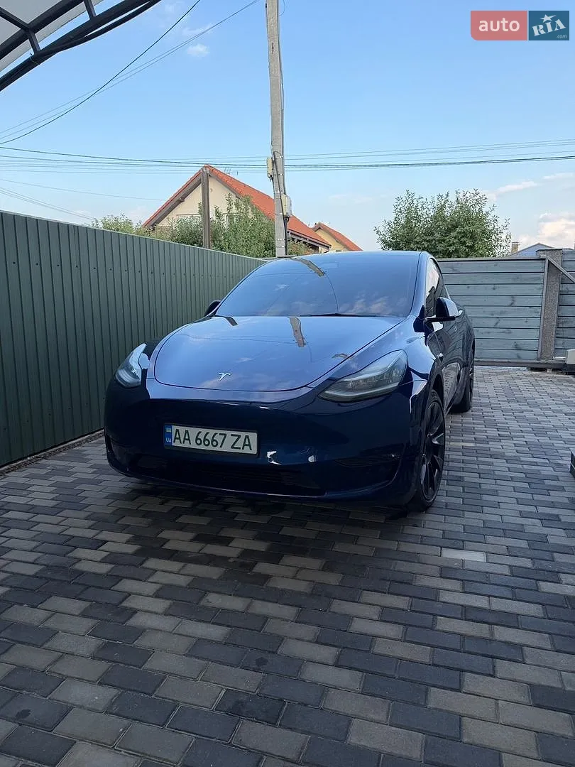 2021 Tesla Model Y - фото 1