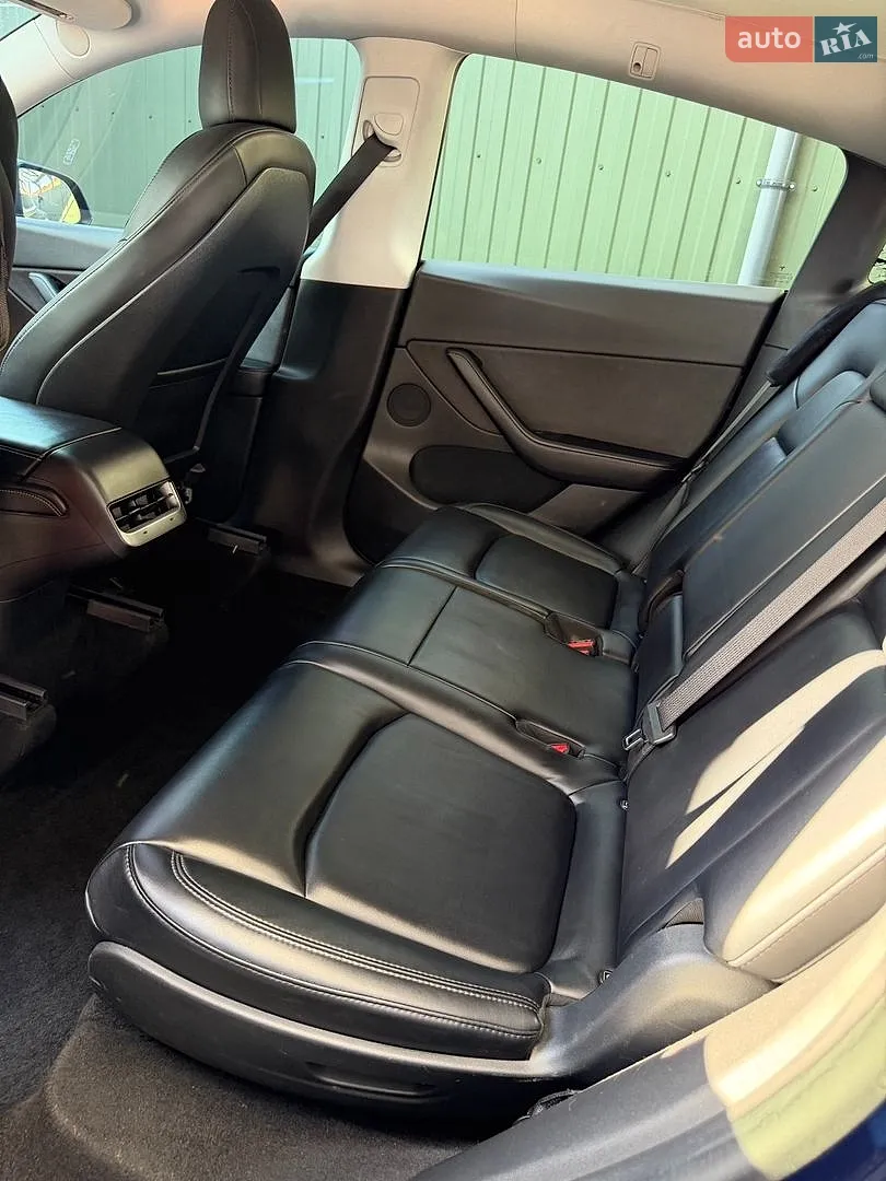 2021 Tesla Model Y - мініатюра 9