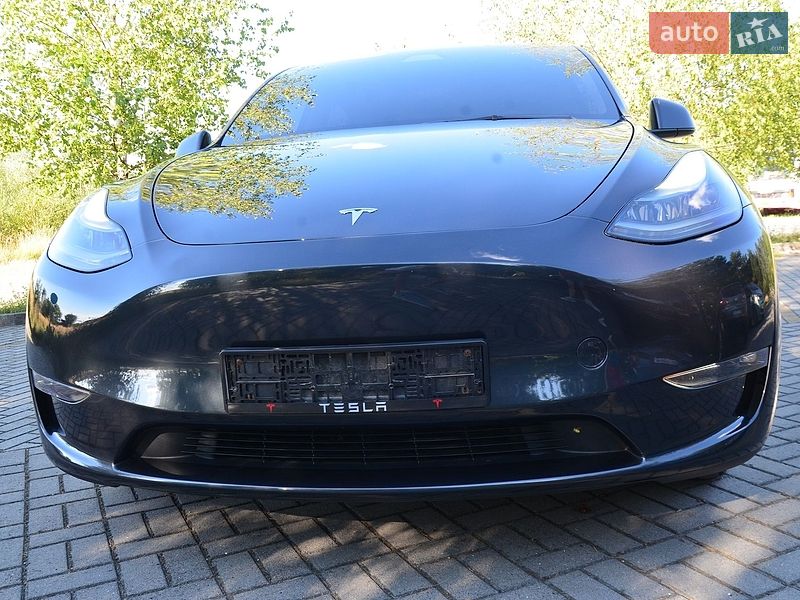 Позашляховик / Кросовер Tesla Model Y 2024 в Дрогобичі