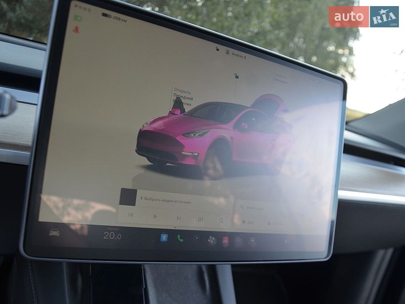 Позашляховик / Кросовер Tesla Model Y 2024 в Дрогобичі