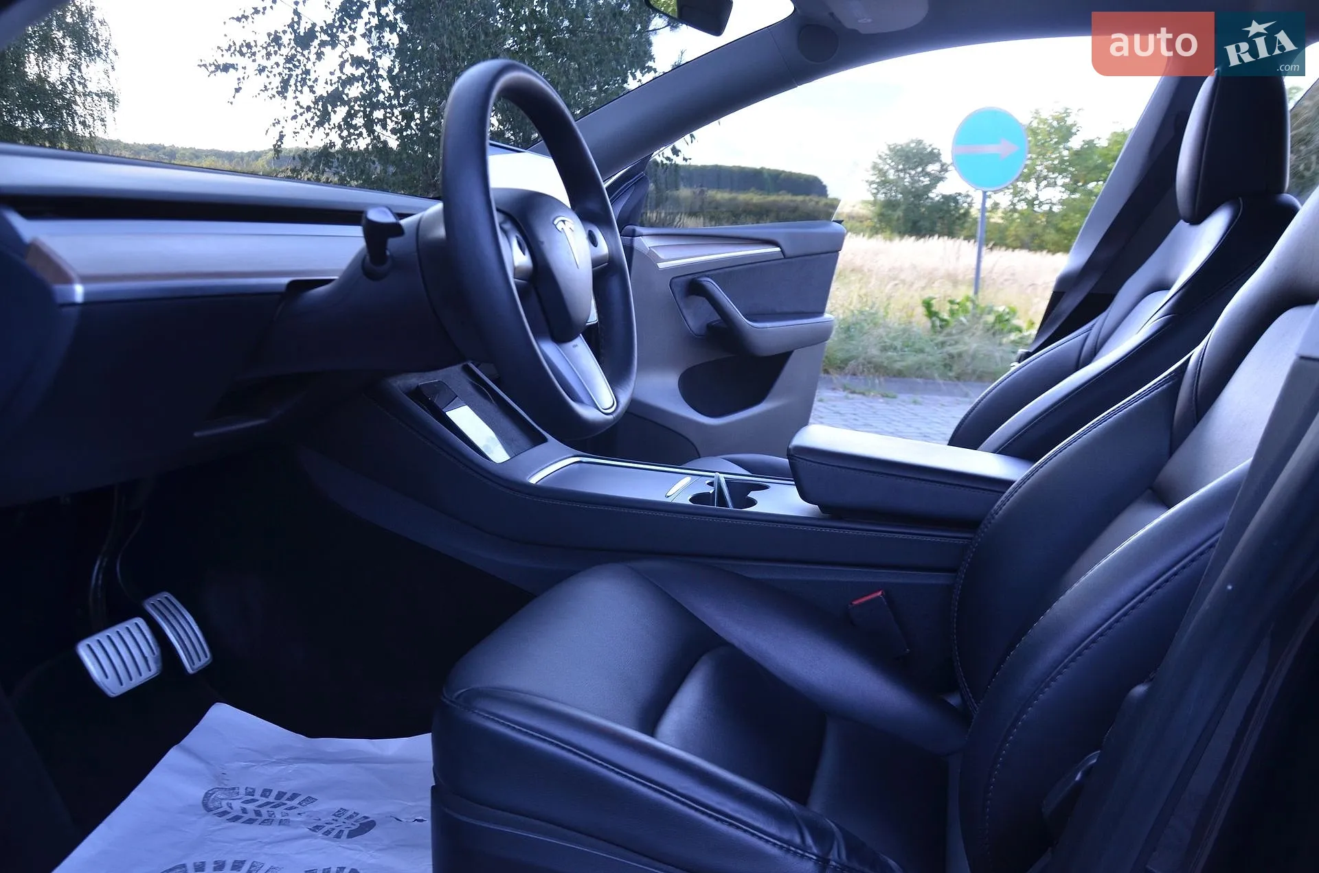 2024 Tesla Model Y - мініатюра 43