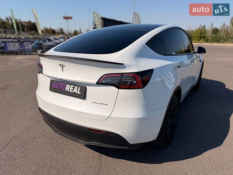 Позашляховик / Кросовер Tesla Model Y 2023 в Кривому Розі