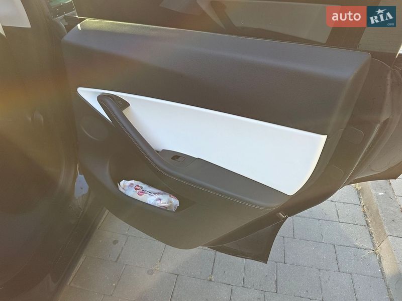 Позашляховик / Кросовер Tesla Model Y 2020 в Івано-Франківську