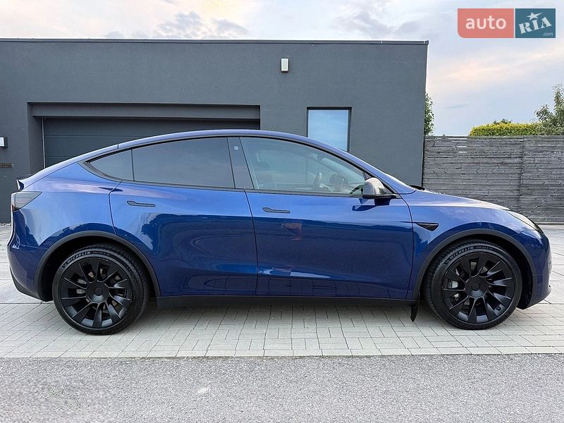 Tesla Model Y 2022 Tesla Model Y 2022
