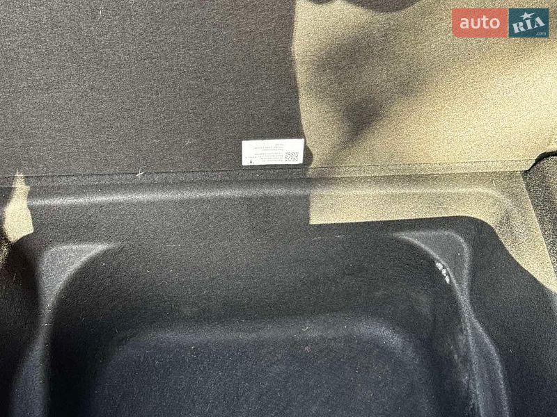 Внедорожник / Кроссовер Tesla Model Y 2020 в Тернополе