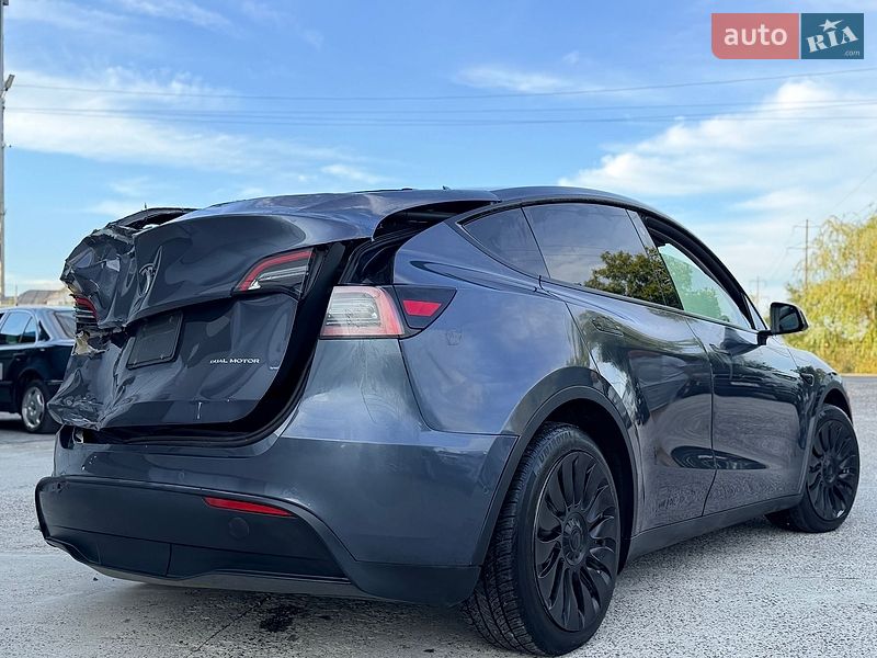 Внедорожник / Кроссовер Tesla Model Y 2022 в Дрогобыче