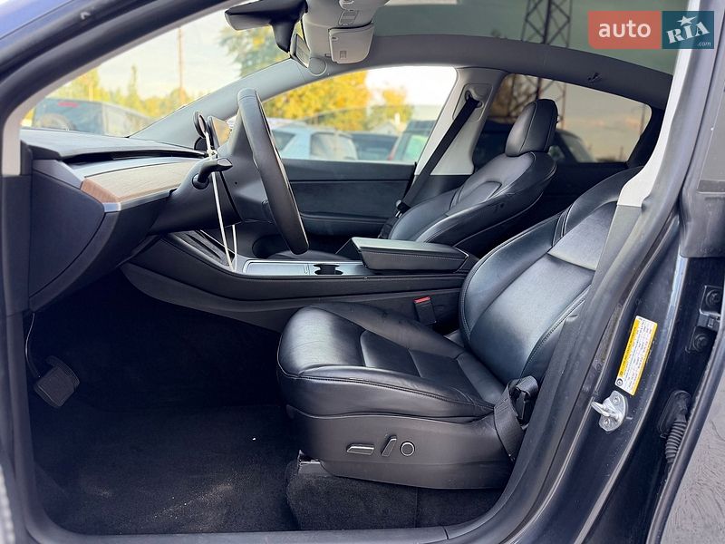 Внедорожник / Кроссовер Tesla Model Y 2022 в Дрогобыче