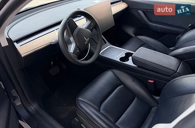 Внедорожник / Кроссовер Tesla Model Y 2022 в Дрогобыче