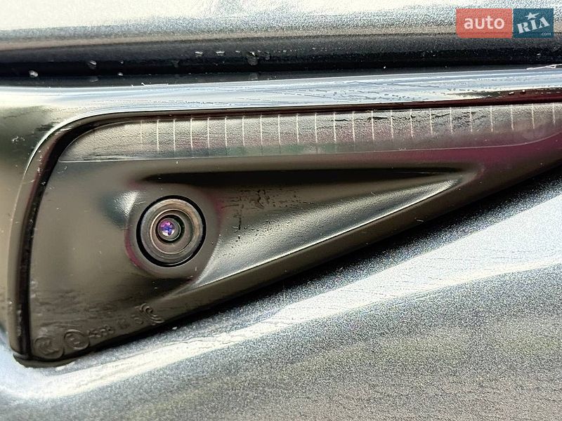Позашляховик / Кросовер Tesla Model Y 2023 в Львові