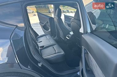 Внедорожник / Кроссовер Tesla Model Y 2024 в Киеве