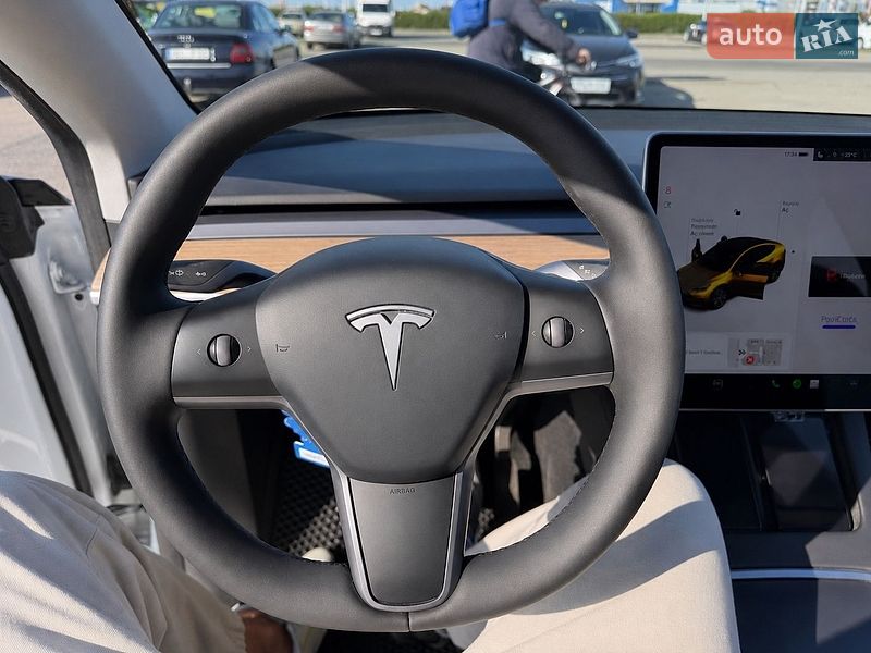 Внедорожник / Кроссовер Tesla Model Y 2021 в Виннице