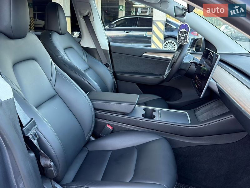 Позашляховик / Кросовер Tesla Model Y 2023 в Києві
