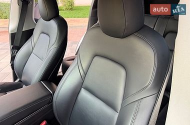 Позашляховик / Кросовер Tesla Model Y 2020 в Києві