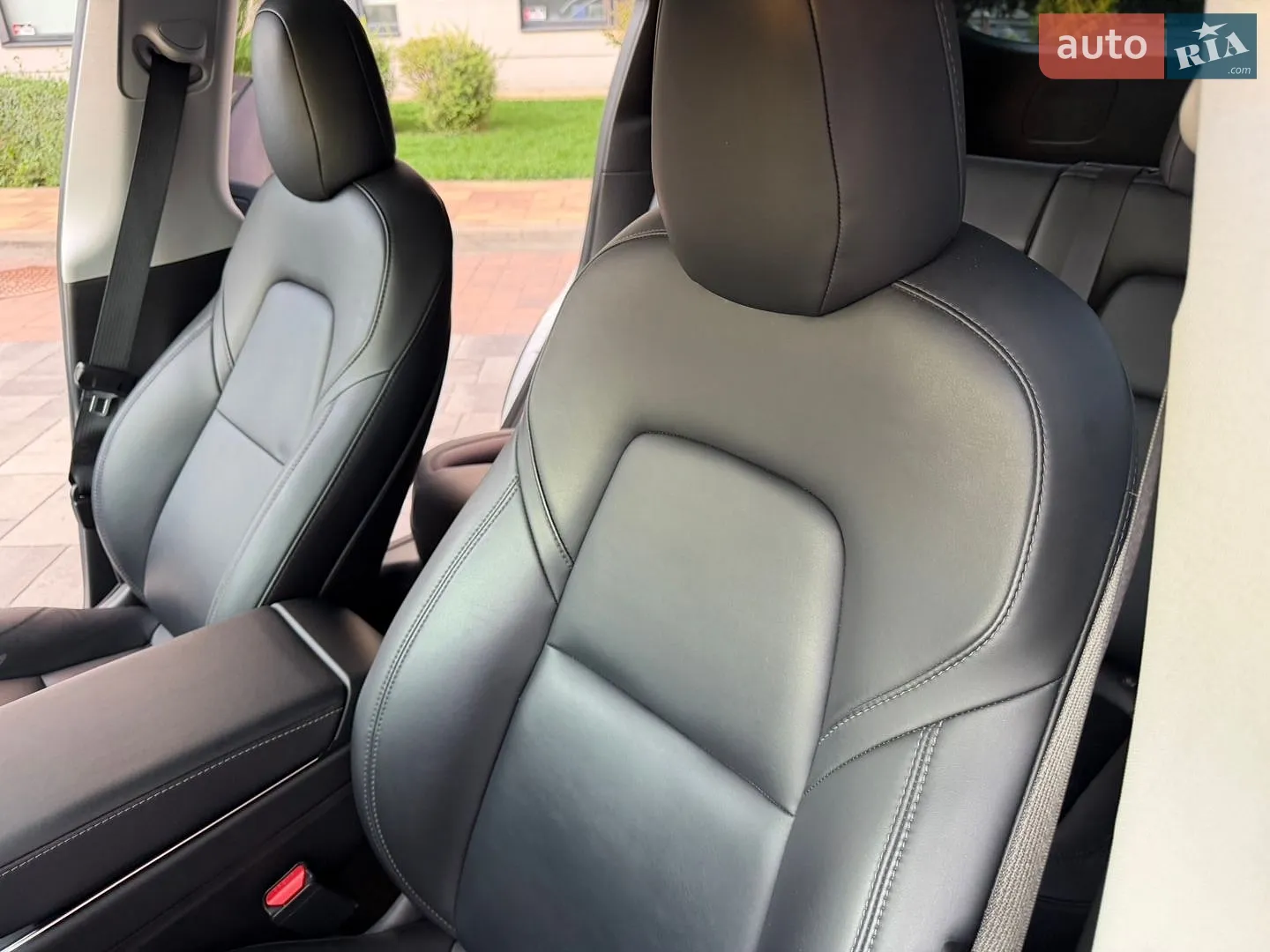 2020 Tesla Model Y - мініатюра 11