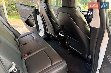 Позашляховик / Кросовер Tesla Model Y 2020 в Києві
