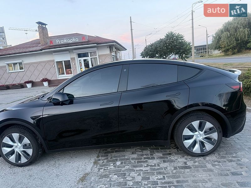 Внедорожник / Кроссовер Tesla Model Y 2021 в Харькове