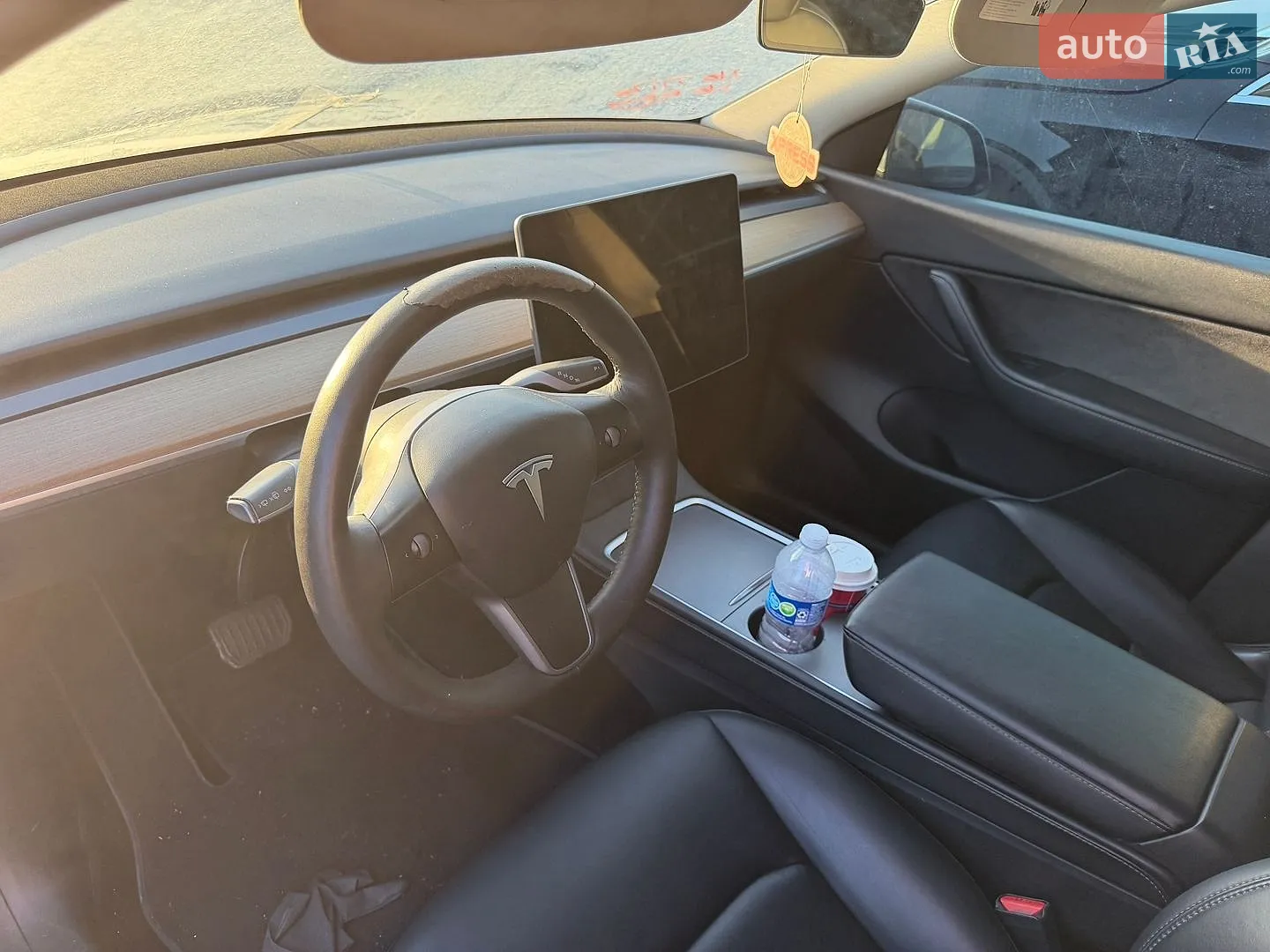 2022 Tesla Model Y - мініатюра 8