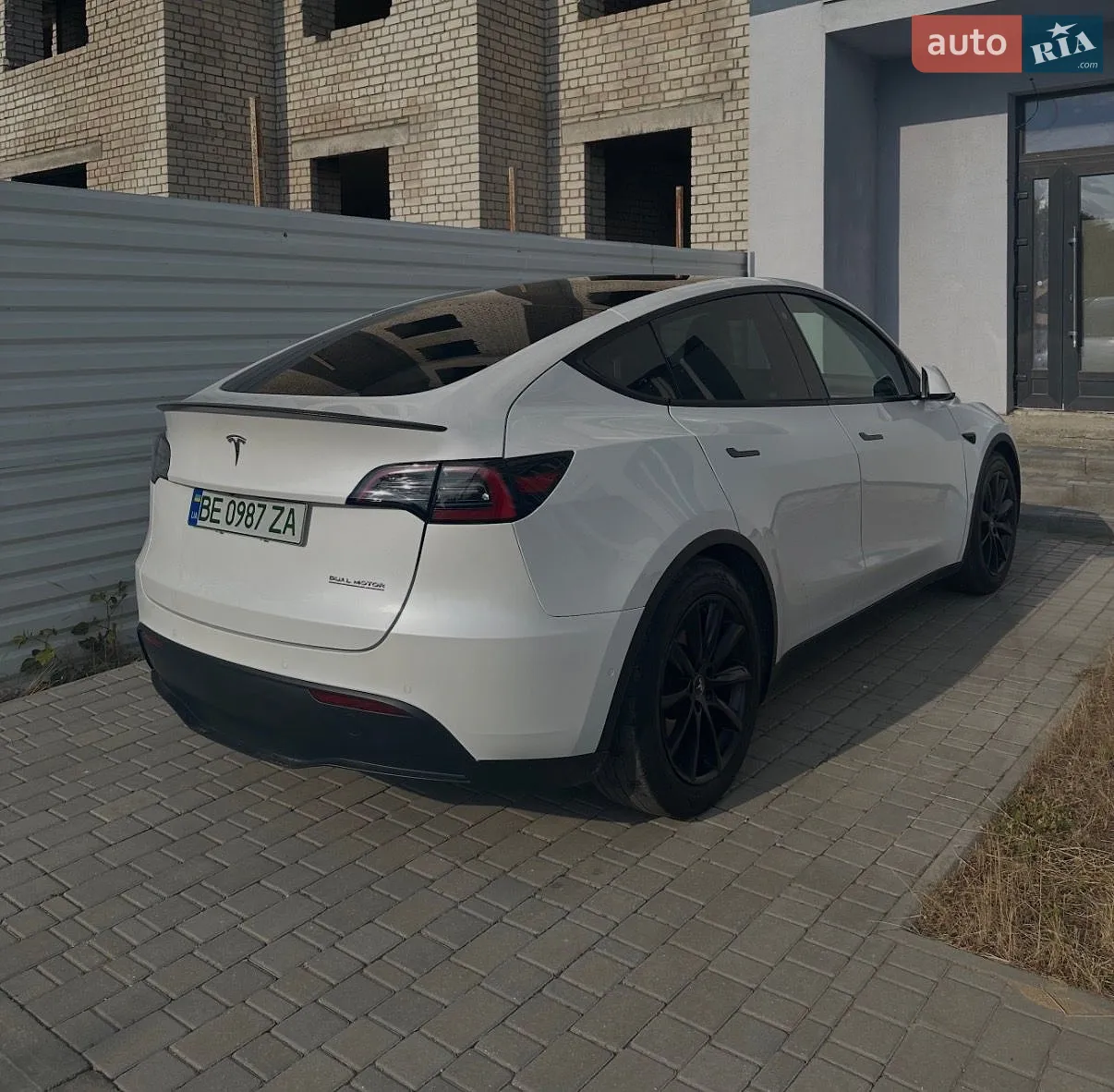 2022 Tesla Model Y - мініатюра 5