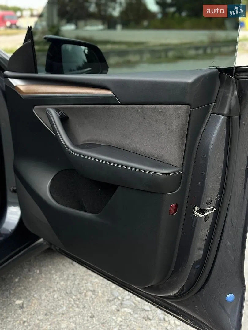 2023 Tesla Model Y - мініатюра 19