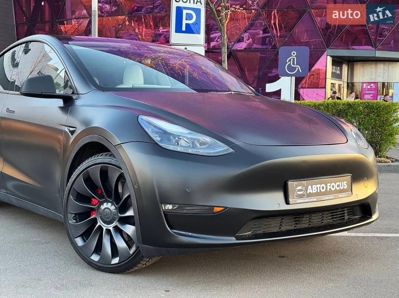 2022 Tesla Model Y - мініатюра 2