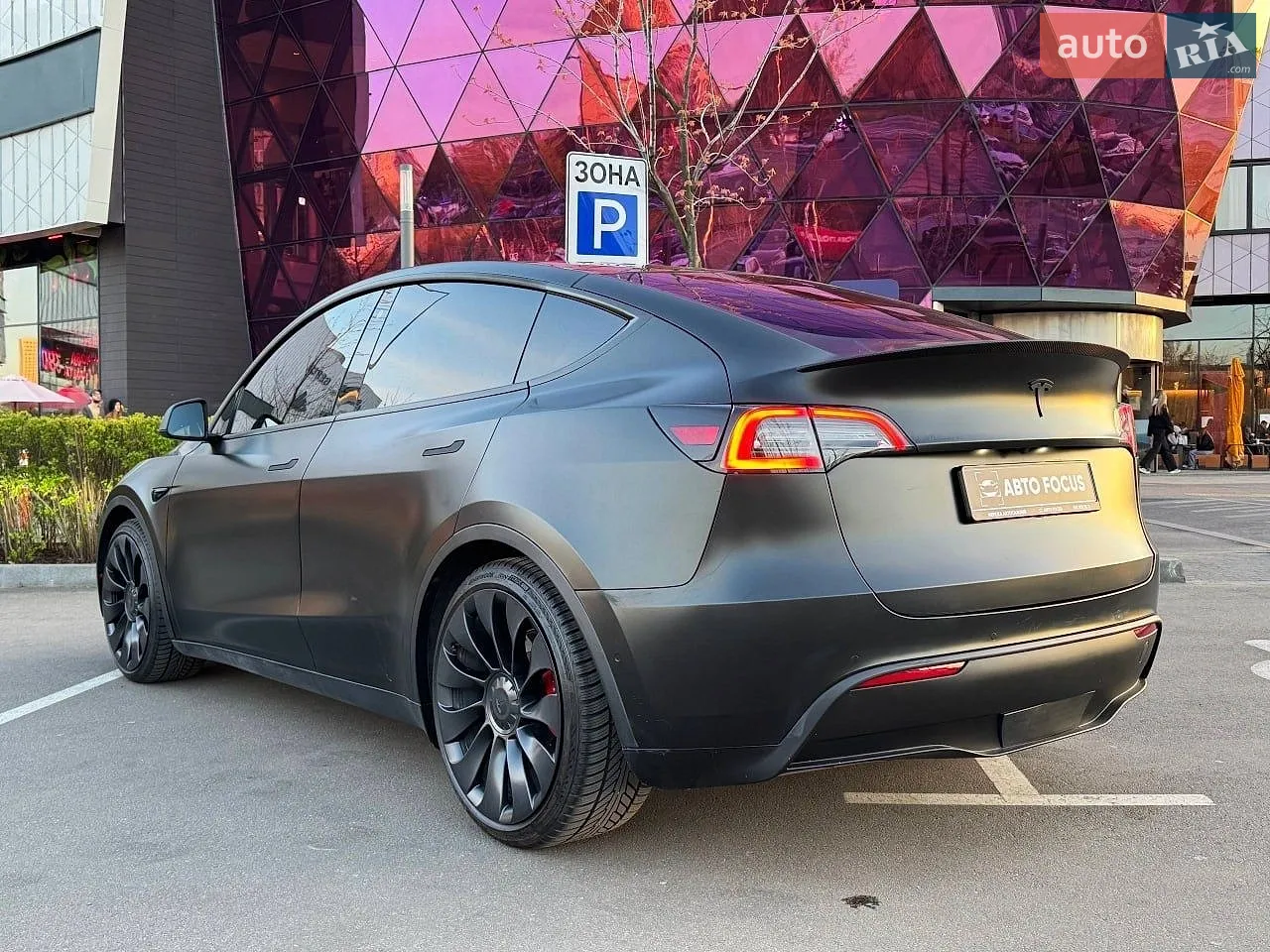 2022 Tesla Model Y - мініатюра 5