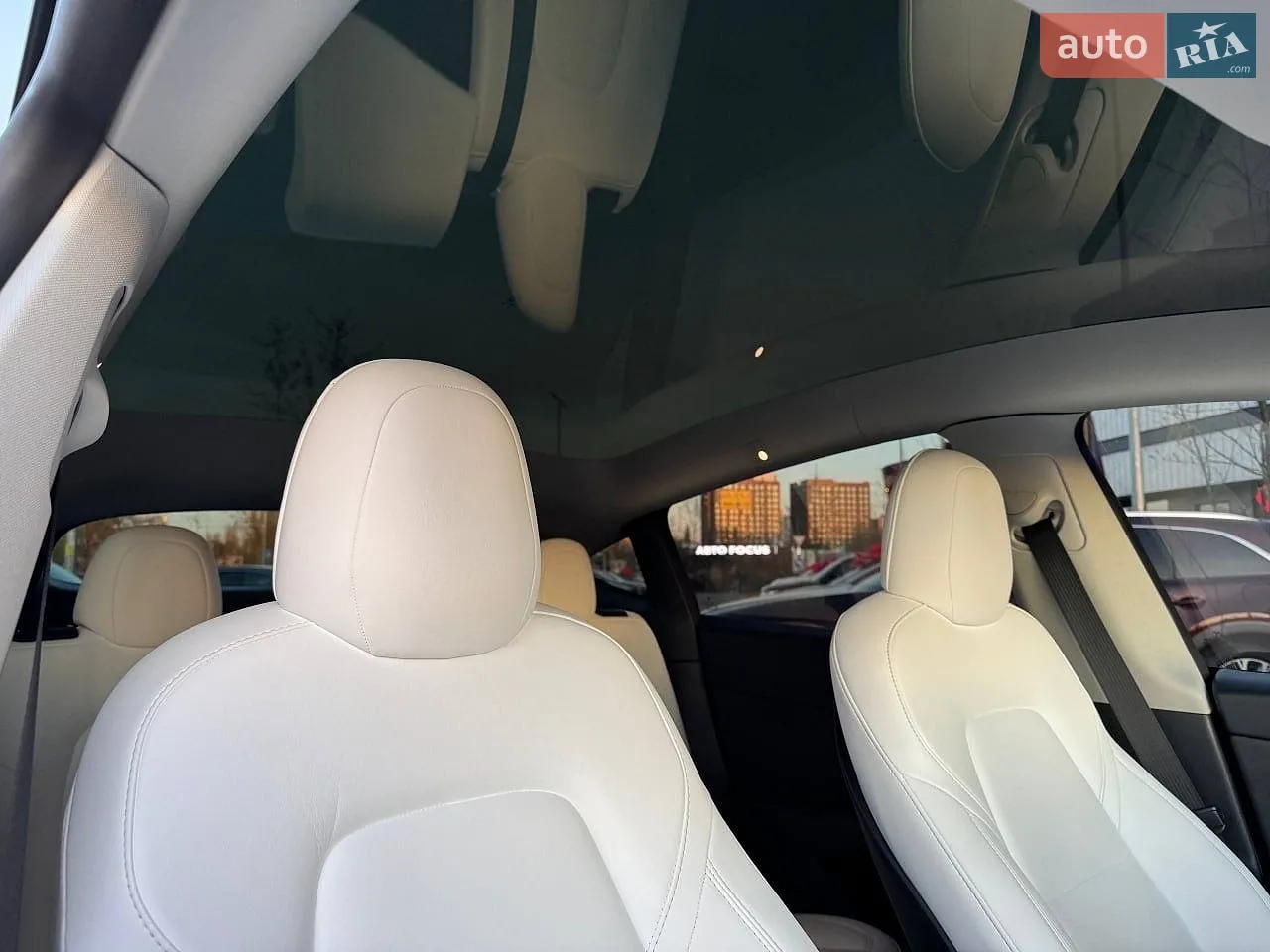 2022 Tesla Model Y - мініатюра 16