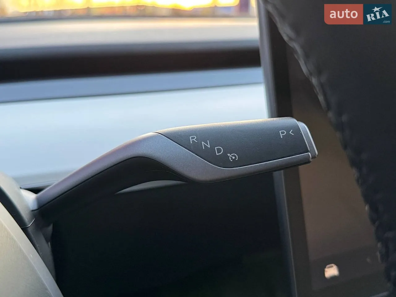 2022 Tesla Model Y - мініатюра 21