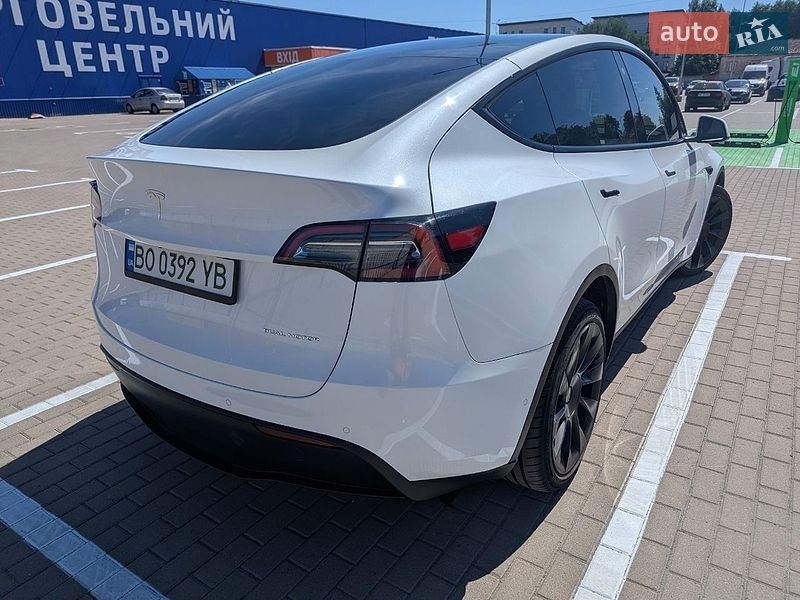 Позашляховик / Кросовер Tesla Model Y 2021 в Тернополі