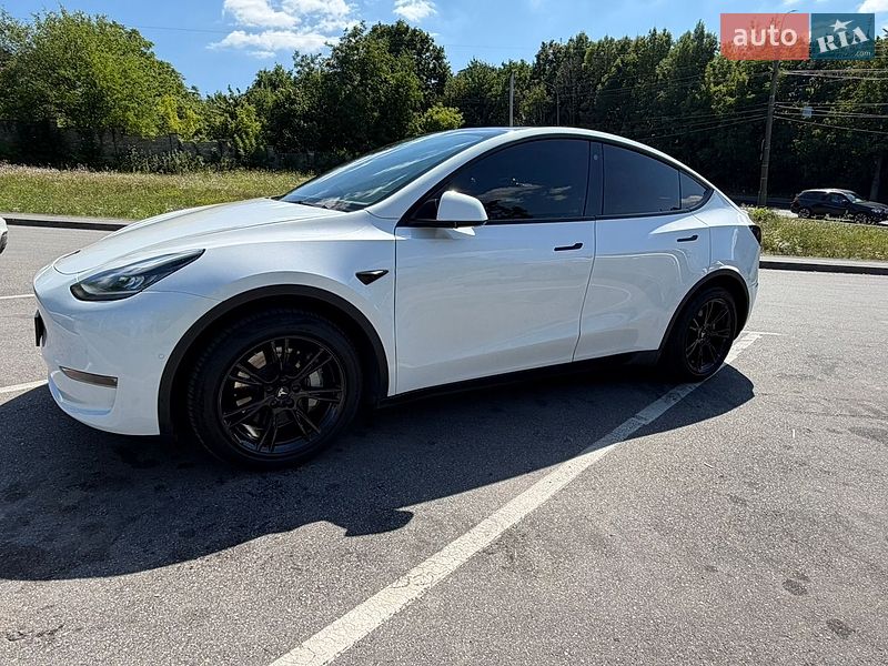 Позашляховик / Кросовер Tesla Model Y 2021 в Вінниці фото 9 Позашляховик / Кросовер Tesla Model Y 2021 в Вінниці