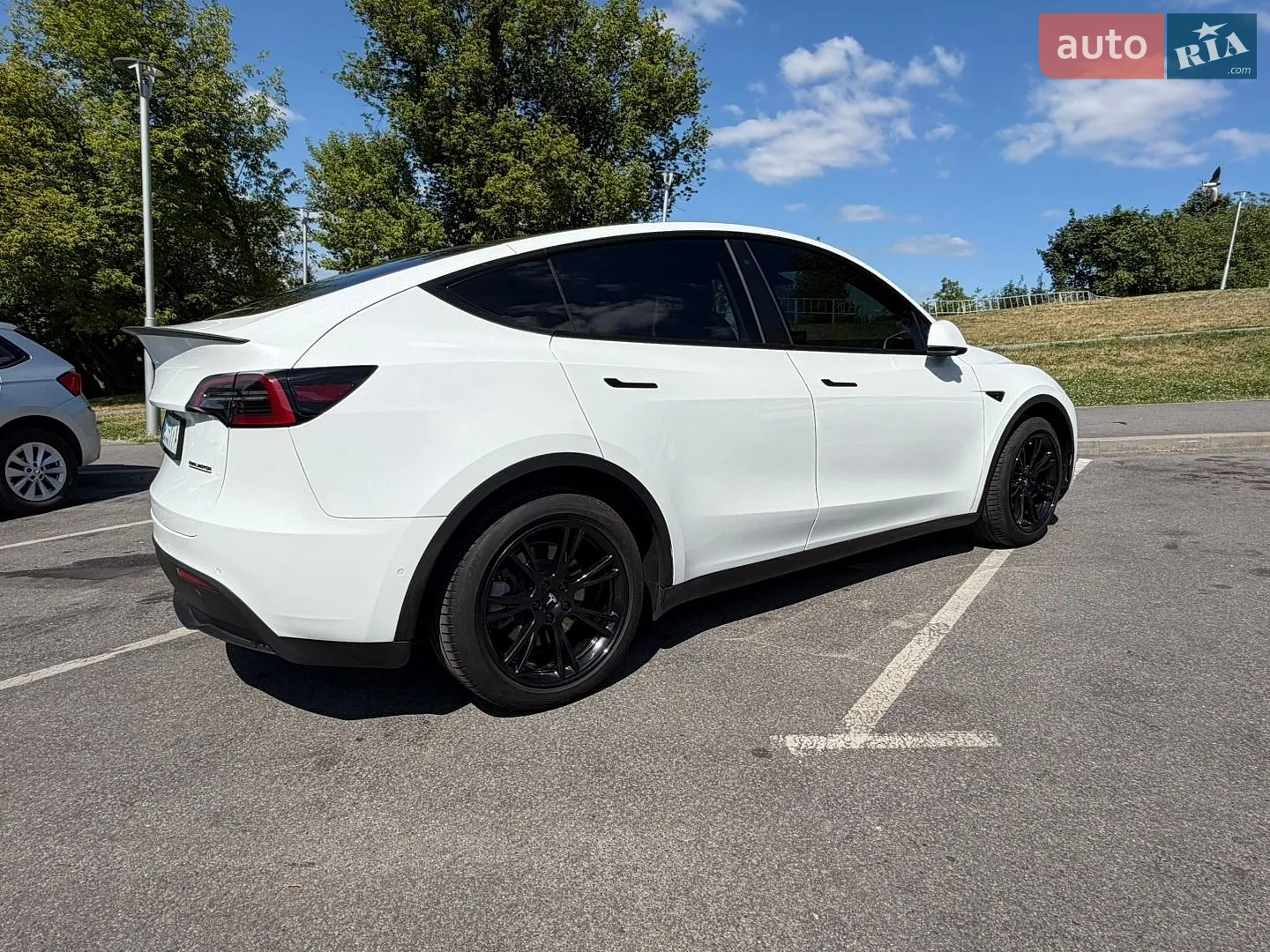 2021 Tesla Model Y - мініатюра 17