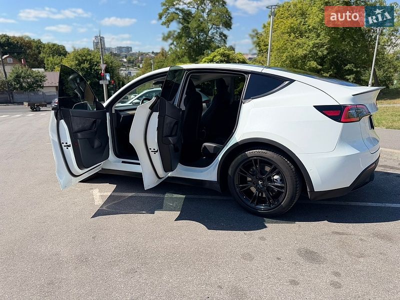 Позашляховик / Кросовер Tesla Model Y 2021 в Вінниці фото 40 Позашляховик / Кросовер Tesla Model Y 2021 в Вінниці