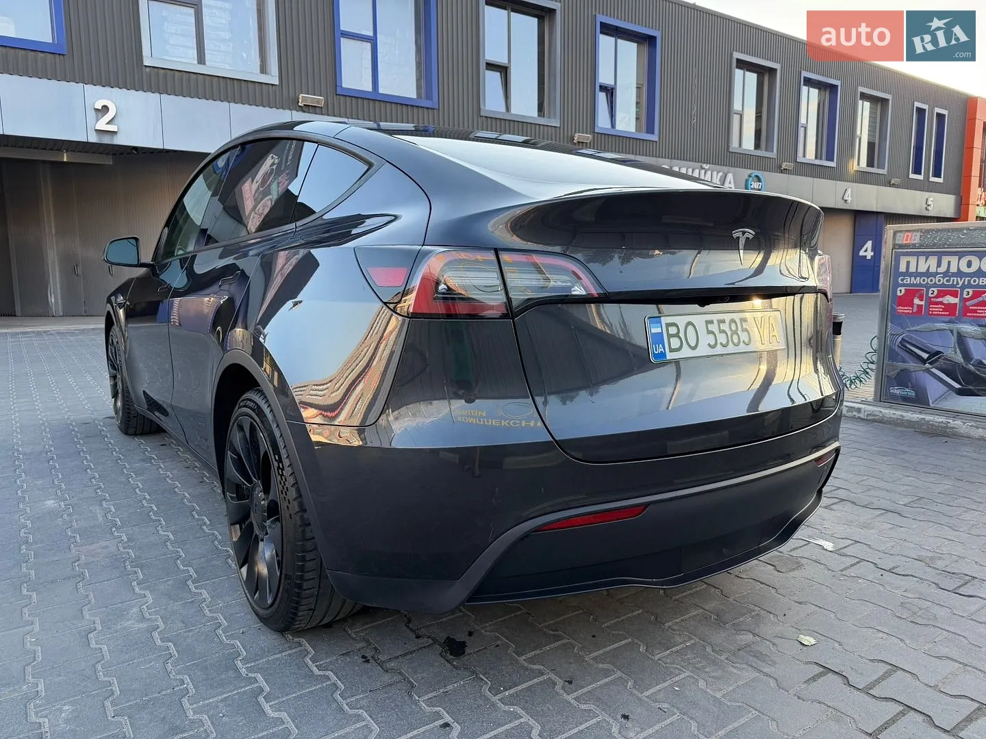2024 Tesla Model Y - мініатюра 7