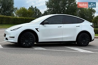 Позашляховик / Кросовер Tesla Model Y 2021 в Києві