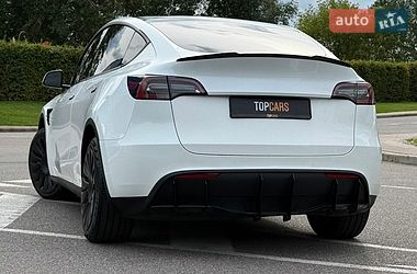 Позашляховик / Кросовер Tesla Model Y 2021 в Києві