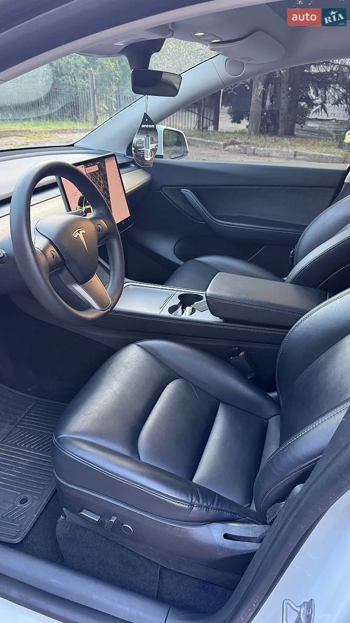 2022 Tesla Model Y - мініатюра 10