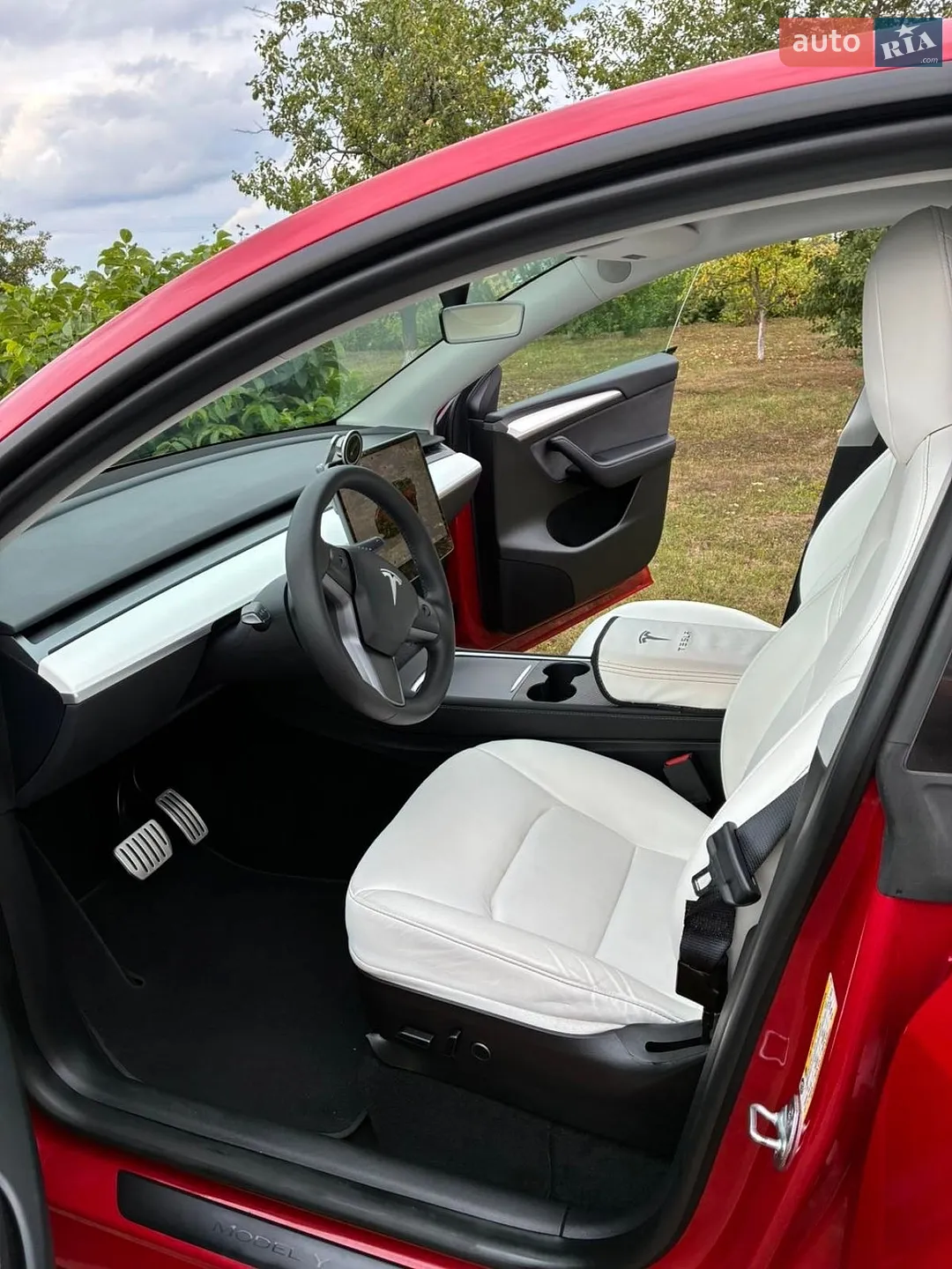 2023 Tesla Model Y - мініатюра 2