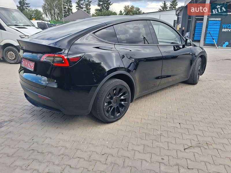 Внедорожник / Кроссовер Tesla Model Y 2024 в Лановцах