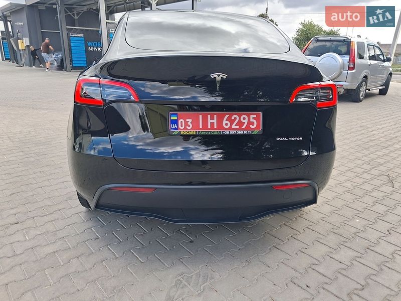 Внедорожник / Кроссовер Tesla Model Y 2024 в Лановцах