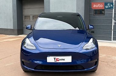 Позашляховик / Кросовер Tesla Model Y 2023 в Києві фото 2 Позашляховик / Кросовер Tesla Model Y 2023 в Києві