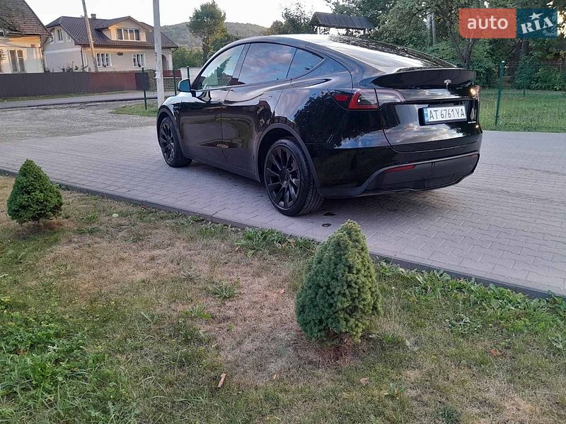 Внедорожник / Кроссовер Tesla Model Y 2022 в Ивано-Франковске