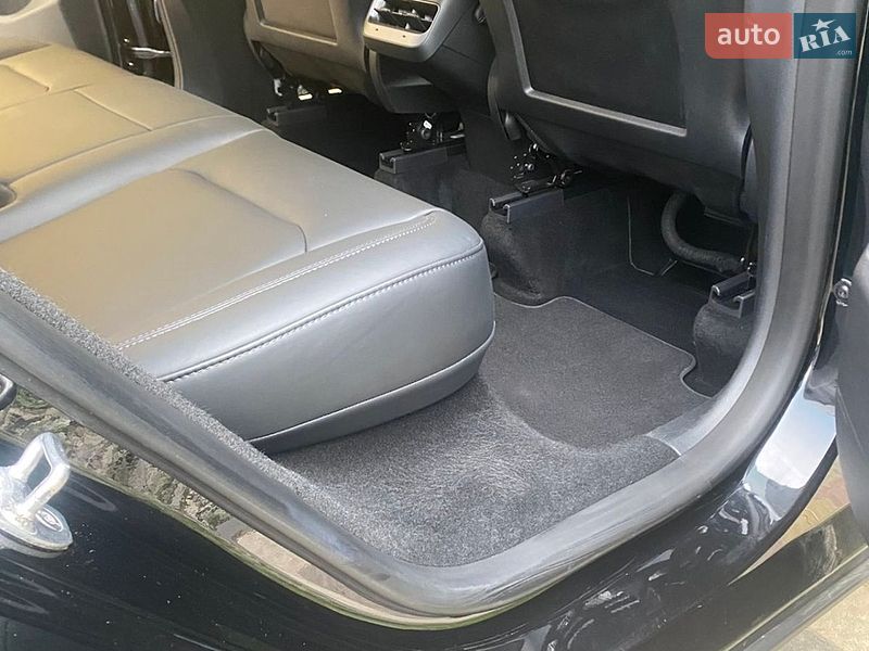 Внедорожник / Кроссовер Tesla Model Y 2022 в Ивано-Франковске
