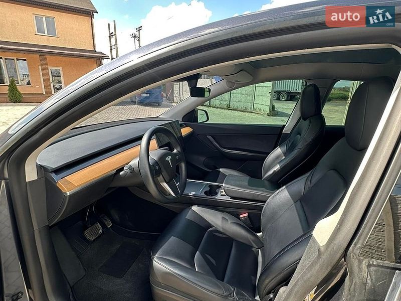 Позашляховик / Кросовер Tesla Model Y 2021 в Одесі